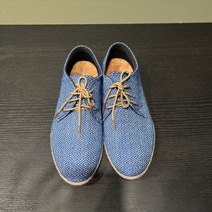 Never worn Patara men’s size 8, UK 7.5, EU 41.